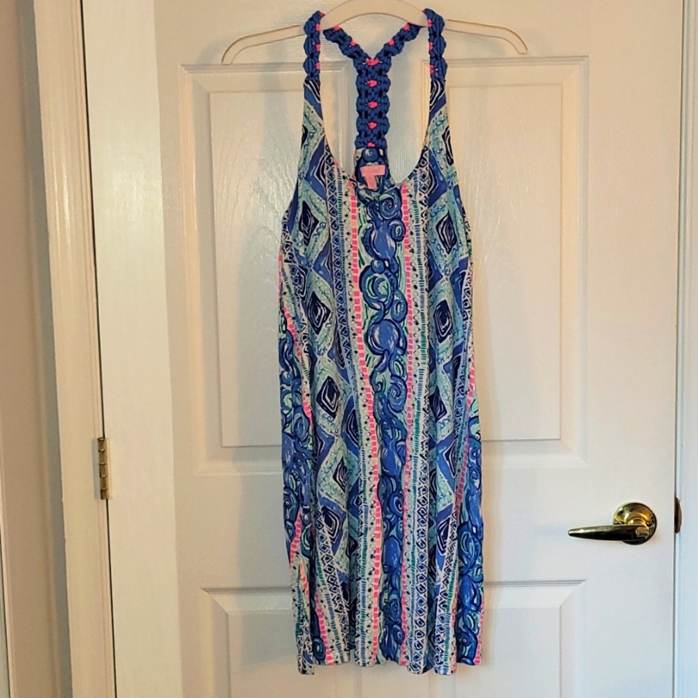 Barely worn Lilly Pulitzer Built in Bra Shift Sun dress